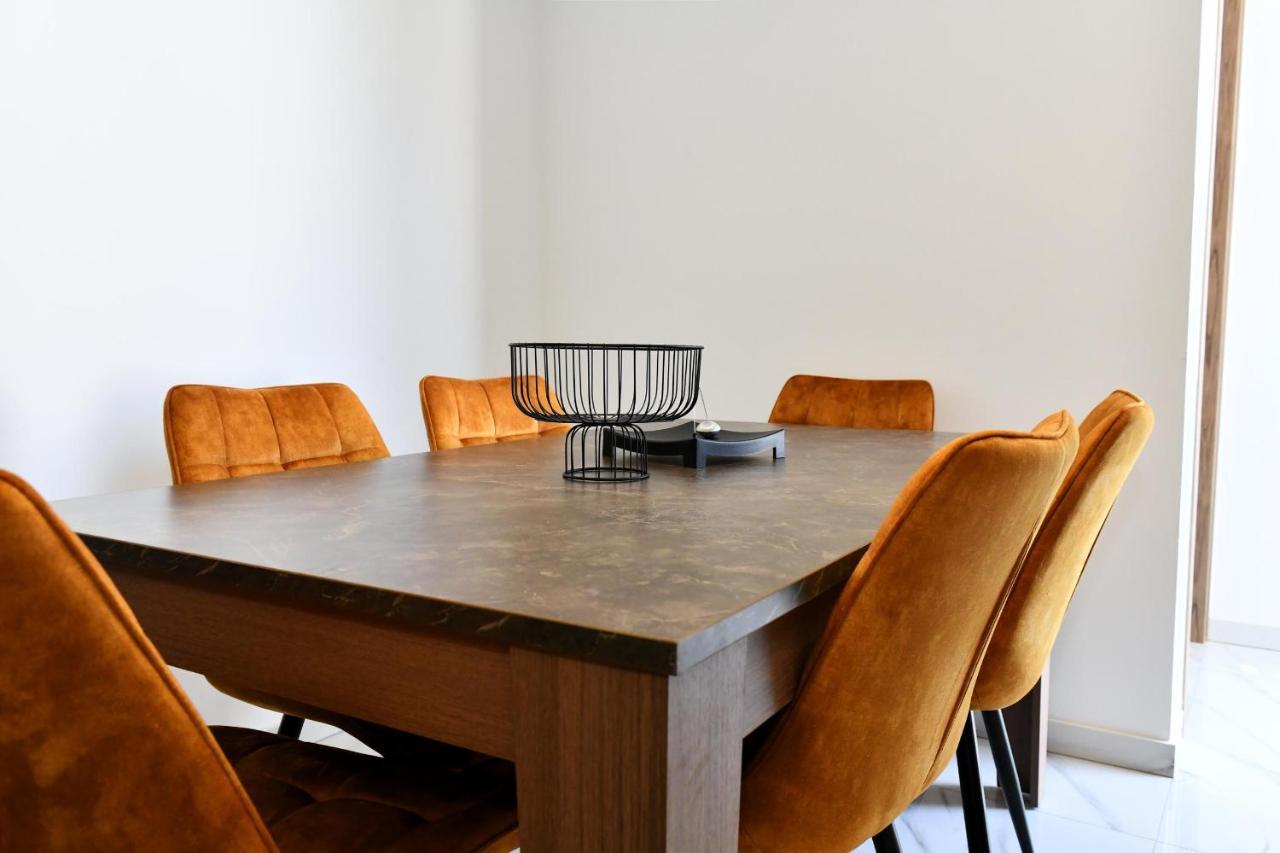 Musan Boutique Apartments 아이아 나파 외부 사진