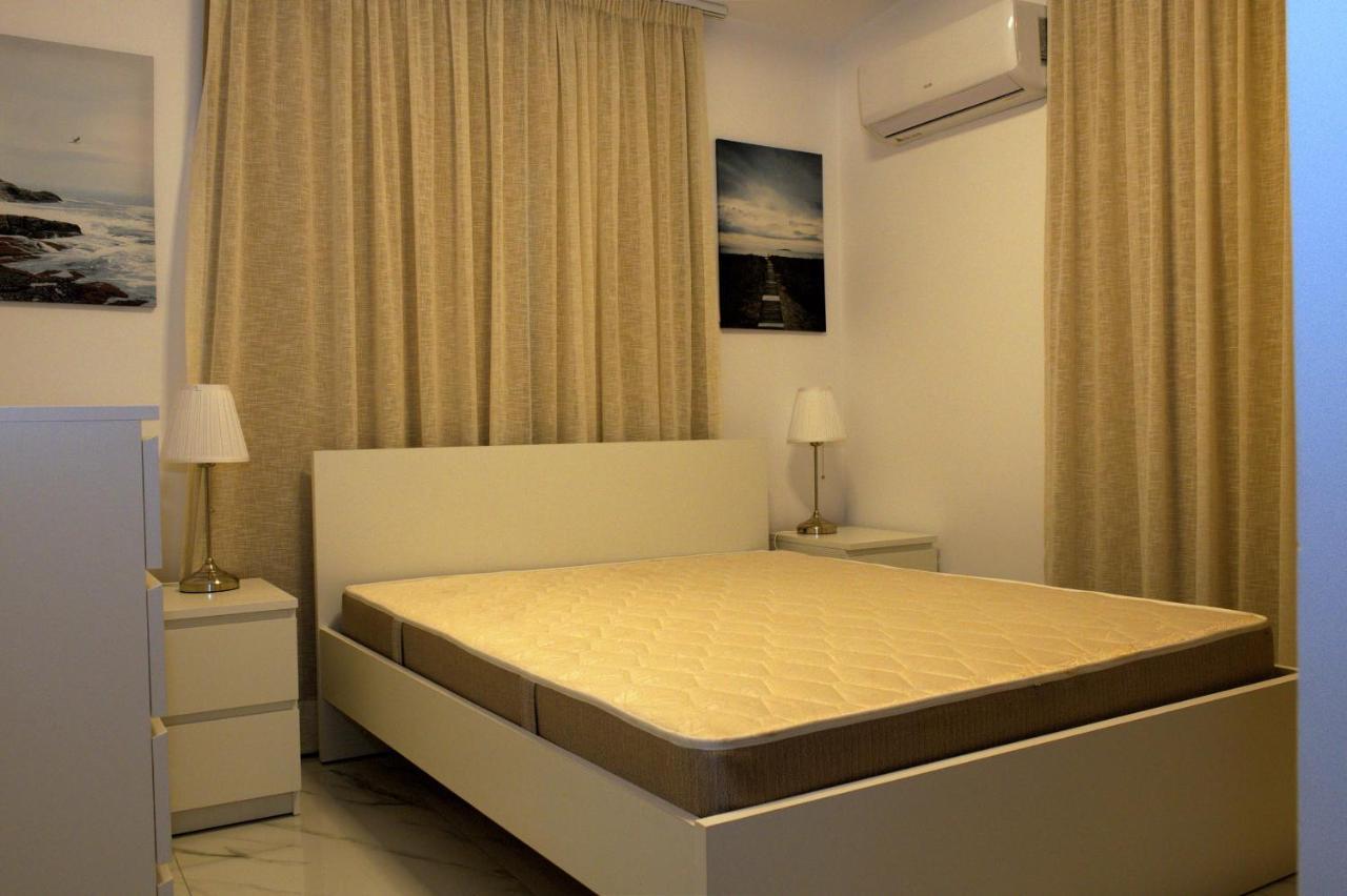 Musan Boutique Apartments 아이아 나파 외부 사진