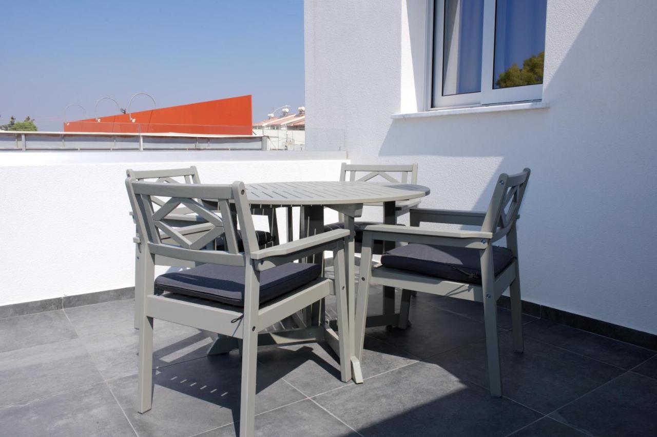Musan Boutique Apartments 아이아 나파 외부 사진