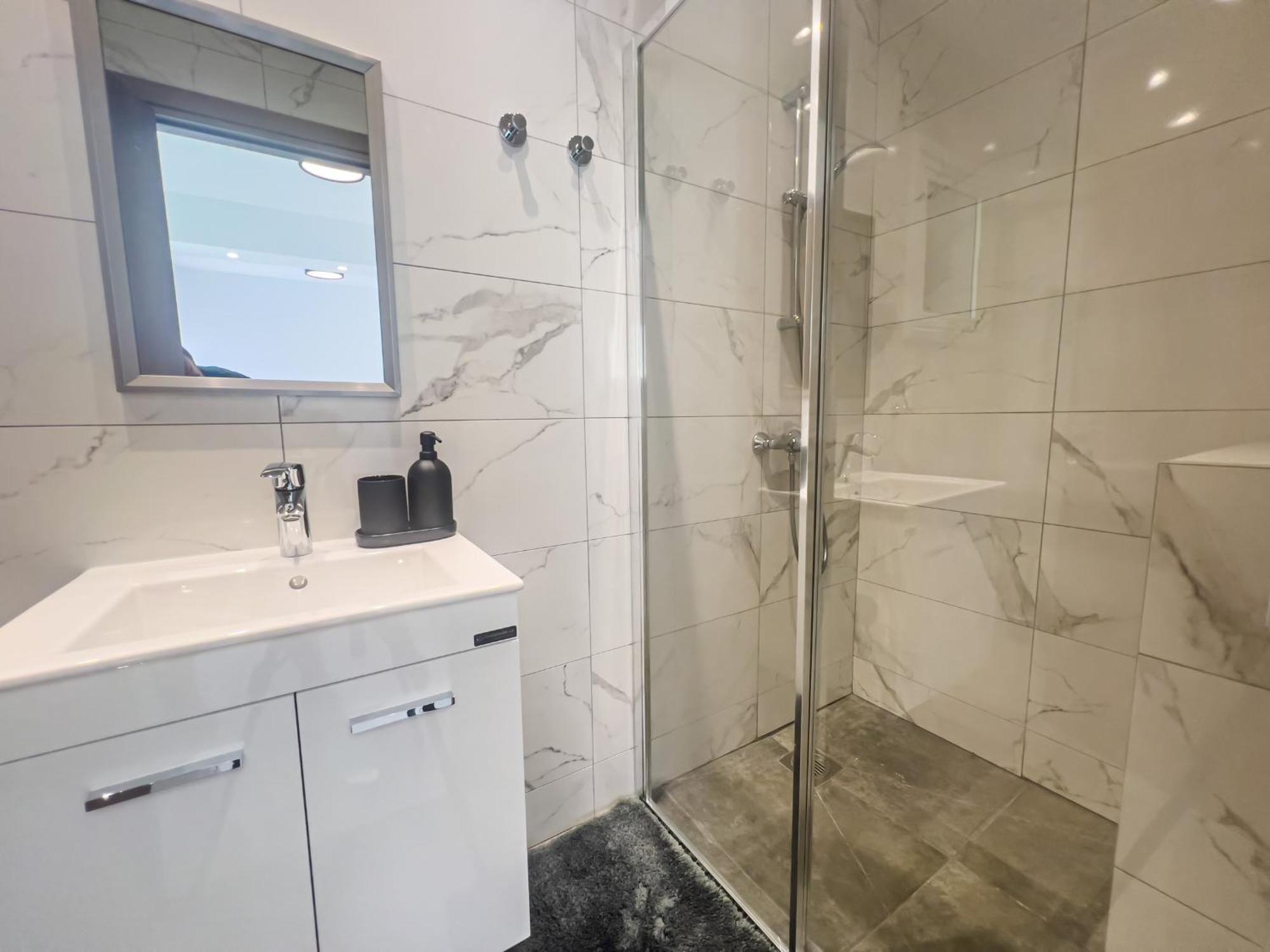 Musan Boutique Apartments 아이아 나파 객실 사진