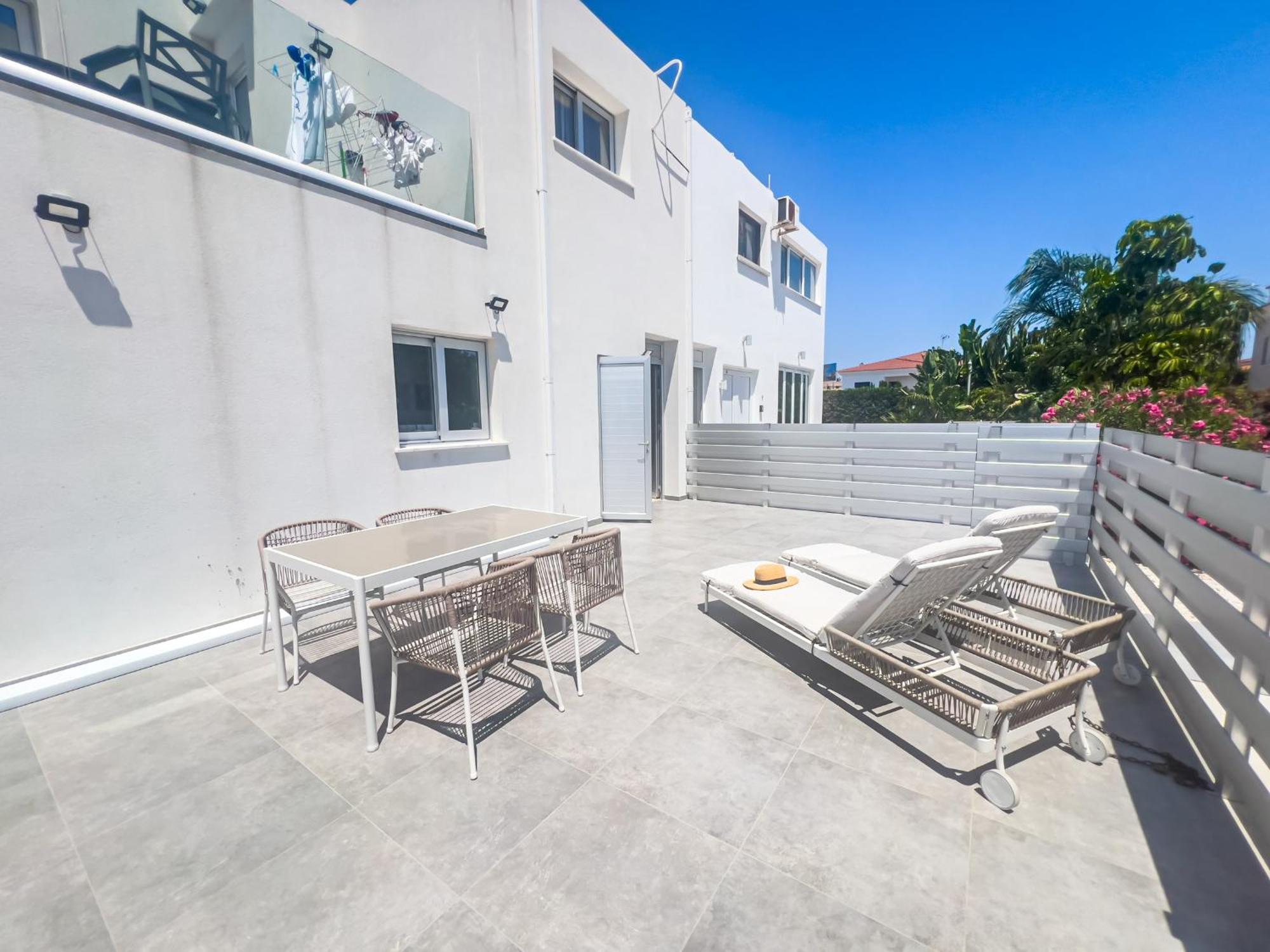 Musan Boutique Apartments 아이아 나파 객실 사진